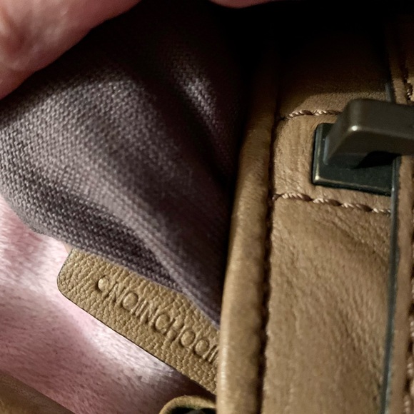 Burberry small sling bag - Picture 12 of 12